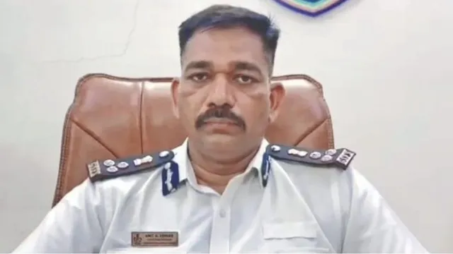 इमारतों की फायर NOC जारी करने के बदले मांगी 36 हजार की रिश्वत, अहमदाबाद नगर निगम ने अधिकारी को किया बर्खास्त