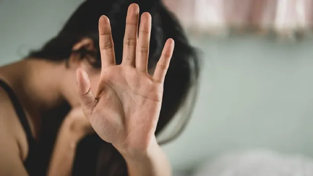 समझौते के बाद मिली जमानत, उसी दिन कर ली दूसरी शादी; रामगढ़ में महिला ने युवक पर मारपीट और धमकी का लगाया आरोप