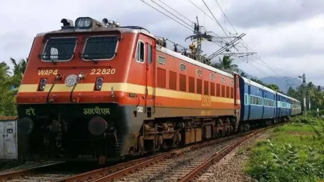 कानपुर-दिल्ली के बीच नई ट्रेन की सौगात, इटावा समेत 8 स्टेशनों पर ठहराव