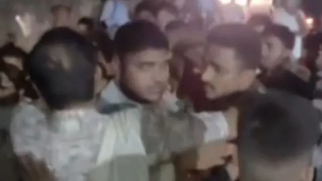 सादे लिबास में वसूली कर रहे थे पुलिसकर्मी, भीड़ ने नकली समझकर पीटा; अब पूर्वी चंपारण SP ने भी लिया एक्शन