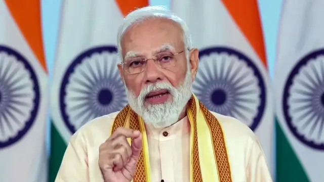 आयुष्मान भारत योजना से 8 साल में जुड़े 60 करोड़ लाभार्थी, इलाज पर खर्च हुए 2 लाख करोड़ रुपये