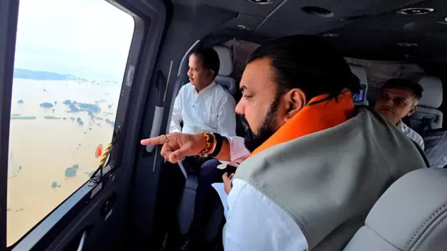 नेपाल-झारखंड की बारिश से बिहार बेहाल, उफनती नदियों के बीच CM सम्राट चौधरी का हवाई सर्वे; कई जिलों में मचा हड़कंप