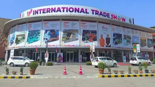 UP International Trade Show के लिए ट्रैफिक प्लान तैयार, नासा गोलचक्कर पर 10 हजार गाड़ियों की पार्किंग