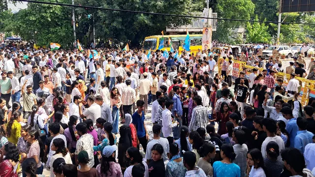 उत्तराखंड छात्र संघ चुनाव में खर्च पर उठे सवाल, 50 हजार की सीमा के मुकाबले डेढ़ करोड़ खर्च का दावा