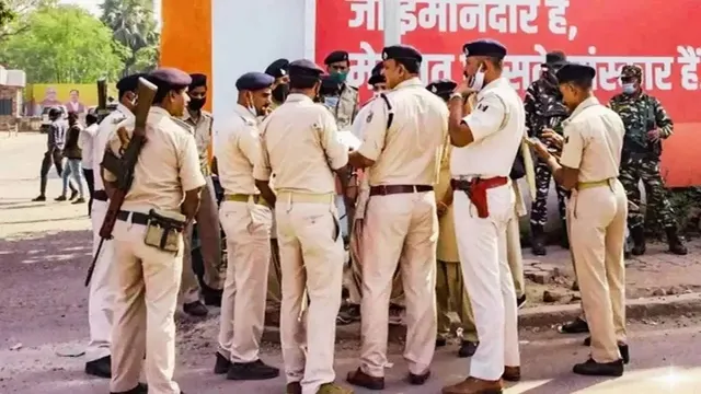 बिजनौर पुलिस में बड़ा फेरबदल, 31 पुलिसकर्मियों के कार्यक्षेत्र बदले; 3 थाना प्रभारी लाइन हाजिर