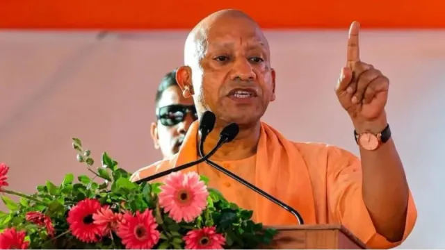 सीएम योगी बोले—नारी के सम्मान, स्वाभिमान और गरिमापूर्ण जीवन के लिए समर्पित है सरकार