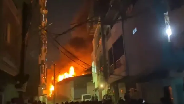 हैदराबाद में फर्नीचर गोदाम में लगी भीषण आग, दमकल की 5 गाड़ियों ने पाया काबू